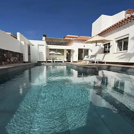Exklusive Mit Beheiztem Pool In * Costa Adeje