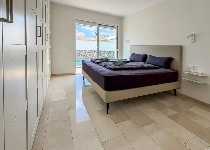 Exklusive Mit Beheiztem Pool In ヴィラ