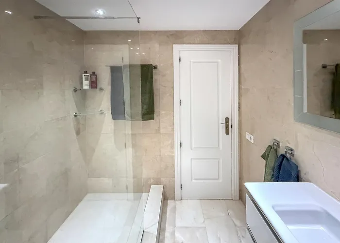 Βίλα Exklusive Mit Beheiztem Pool In *