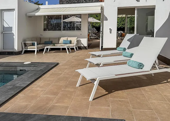 Вилла Exklusive Mit Beheiztem Pool In